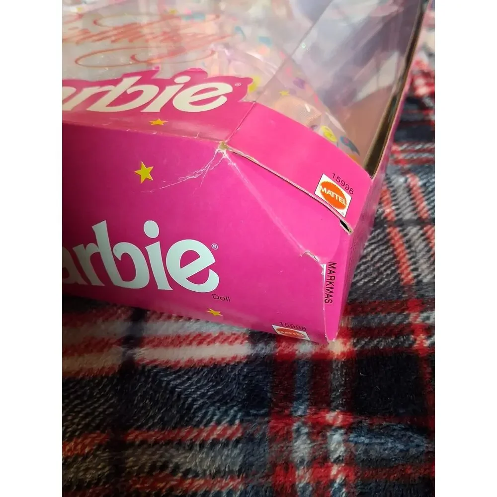 Barbie Birthday The Prettiest Present for You Doll 1996 Mattel 15998
